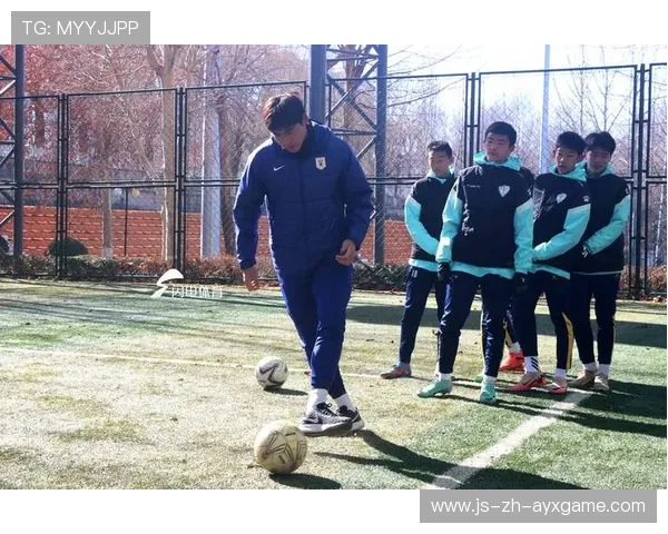 俱乐部与地方政府合作发展校园足球联盟