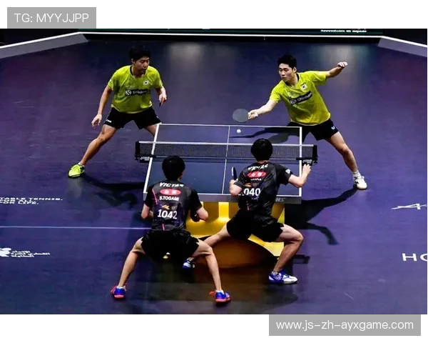 网球双打突然变阵成功制造对手混乱